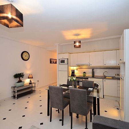 Bergantin Apartment Torrevieja Exterior foto